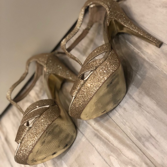 Gold glitter heels - Picture 5 of 6